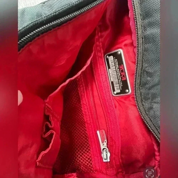 Tumi BLK/5132D Shoulder Bag UNISEX - Picture 5 of 7